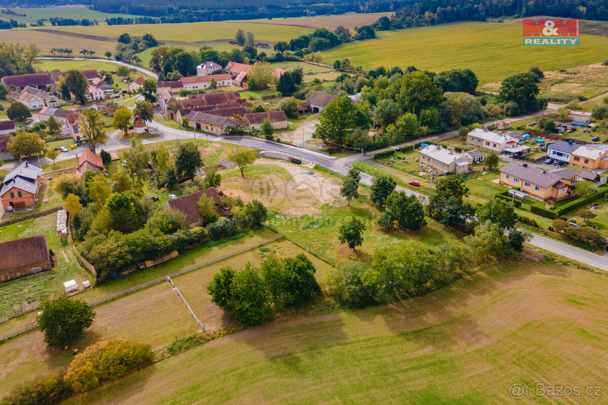 Prodej pozemku k bydlení, 1606 m², Líšina