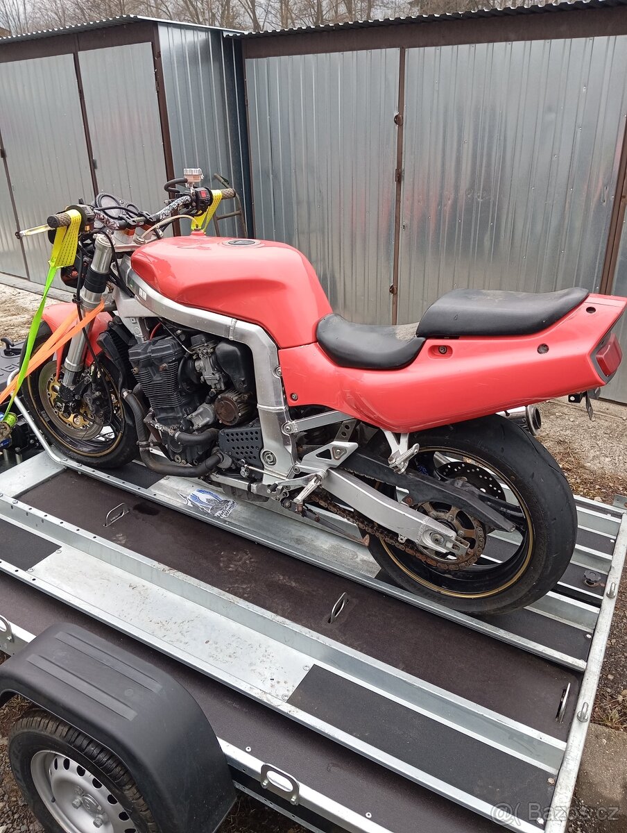 Suzuki GSX-R 750
