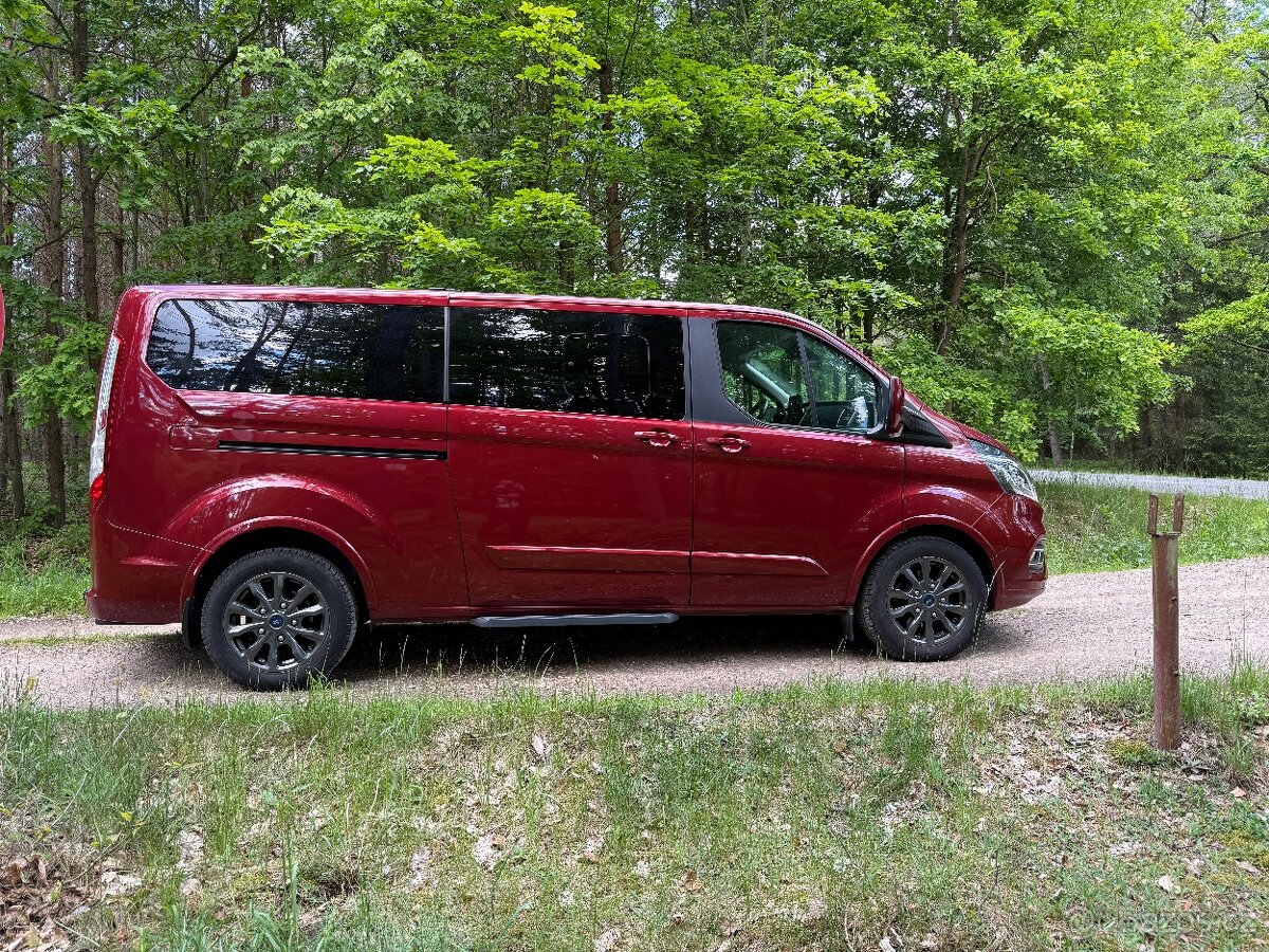 Tourneo Custom L2 Titanium X 136kW DPH 2019,CZ 1MAJ vestavba