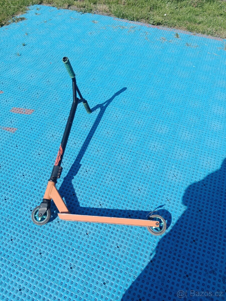 Koloběžka TORPEDO