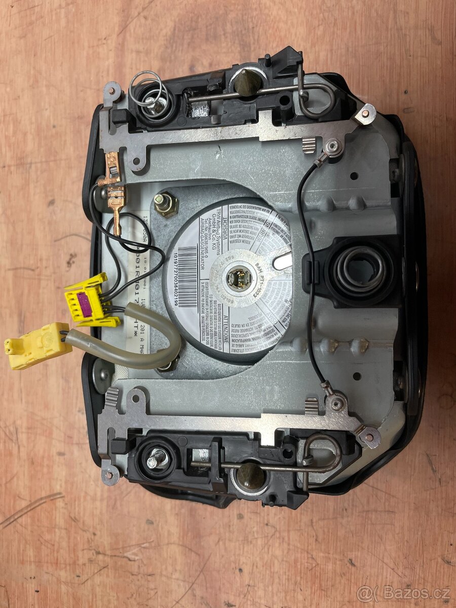 Airbag řidiče škoda Octavia 1