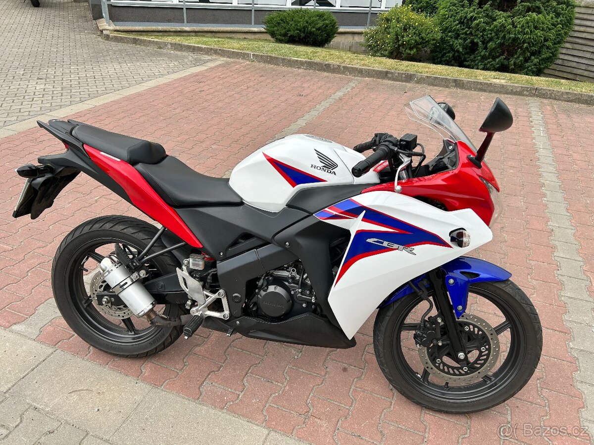 Honda CBR 125 R 2011