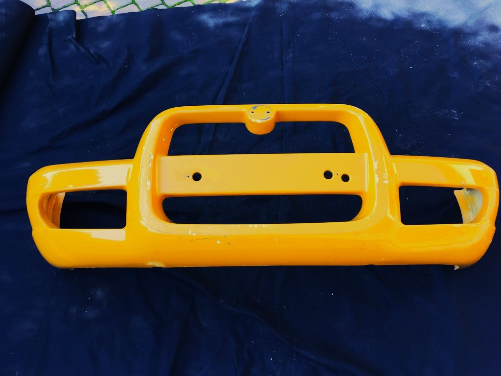 Koupím originál přední nárazník / návlek na Škoda Felicie Fu