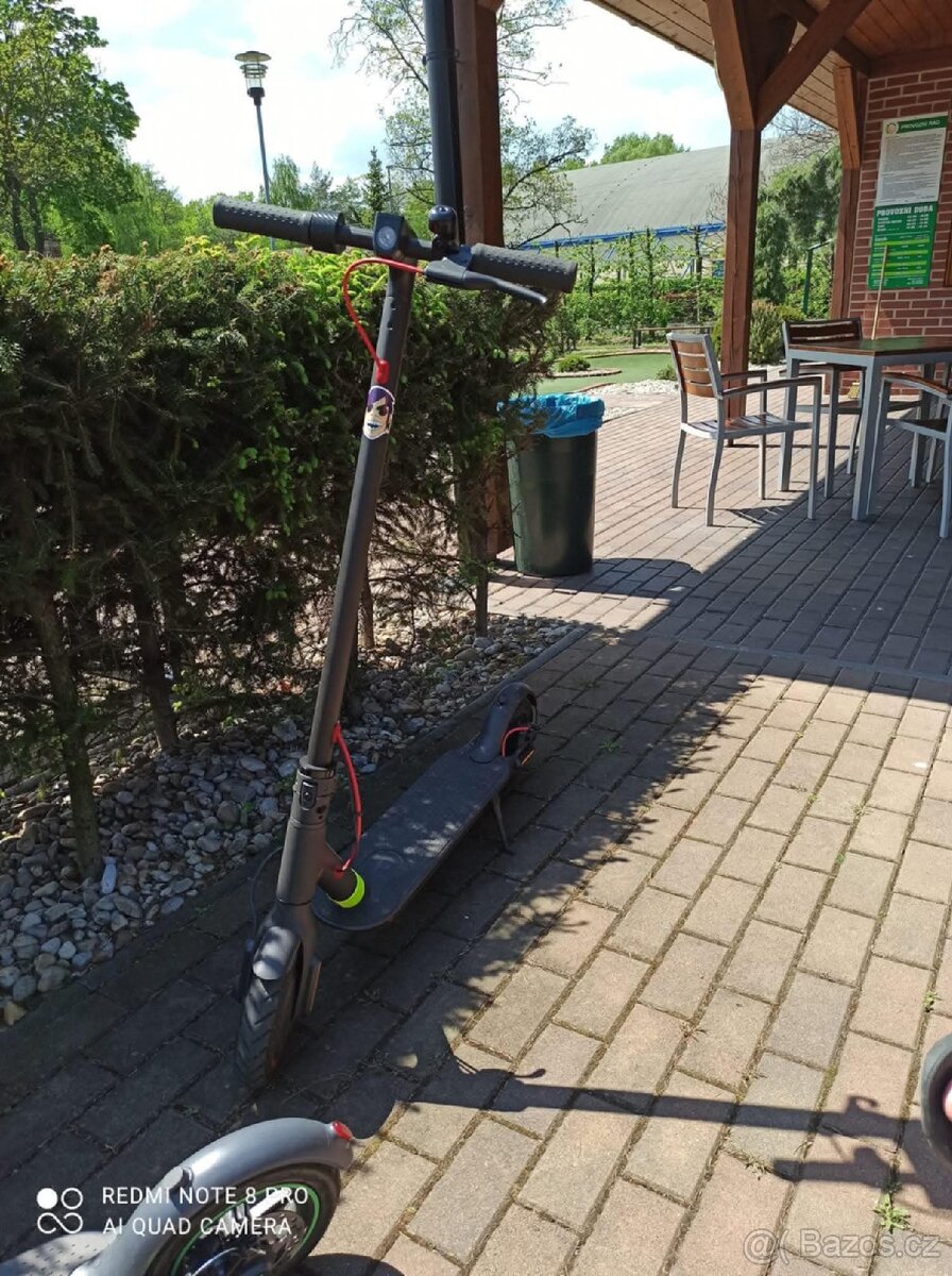 Elektrokoloběžka Xiaomi