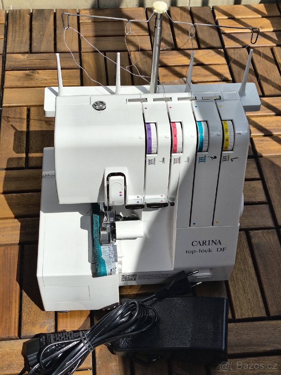 Šicí stroj overlock Carina top-lock DF