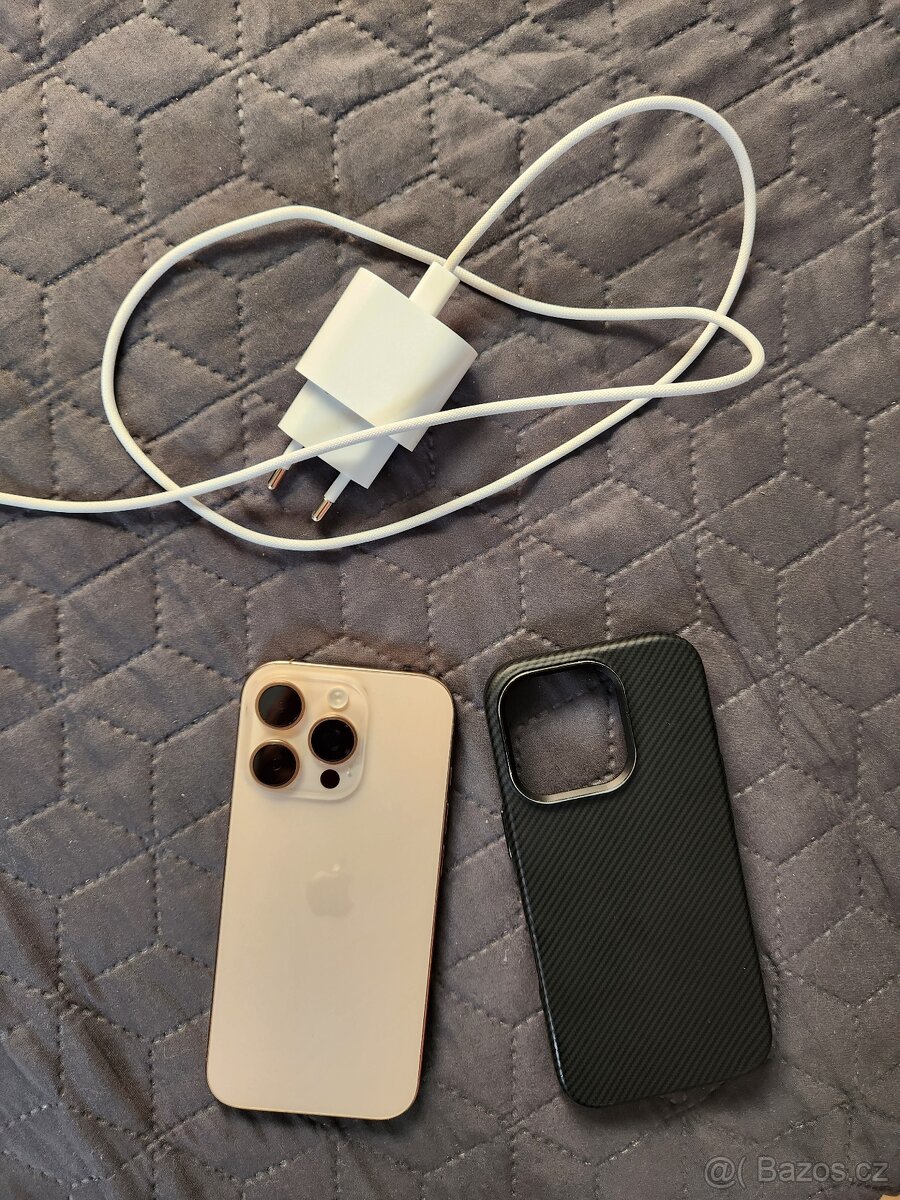 Apple iPhone 16 pro desert titanium