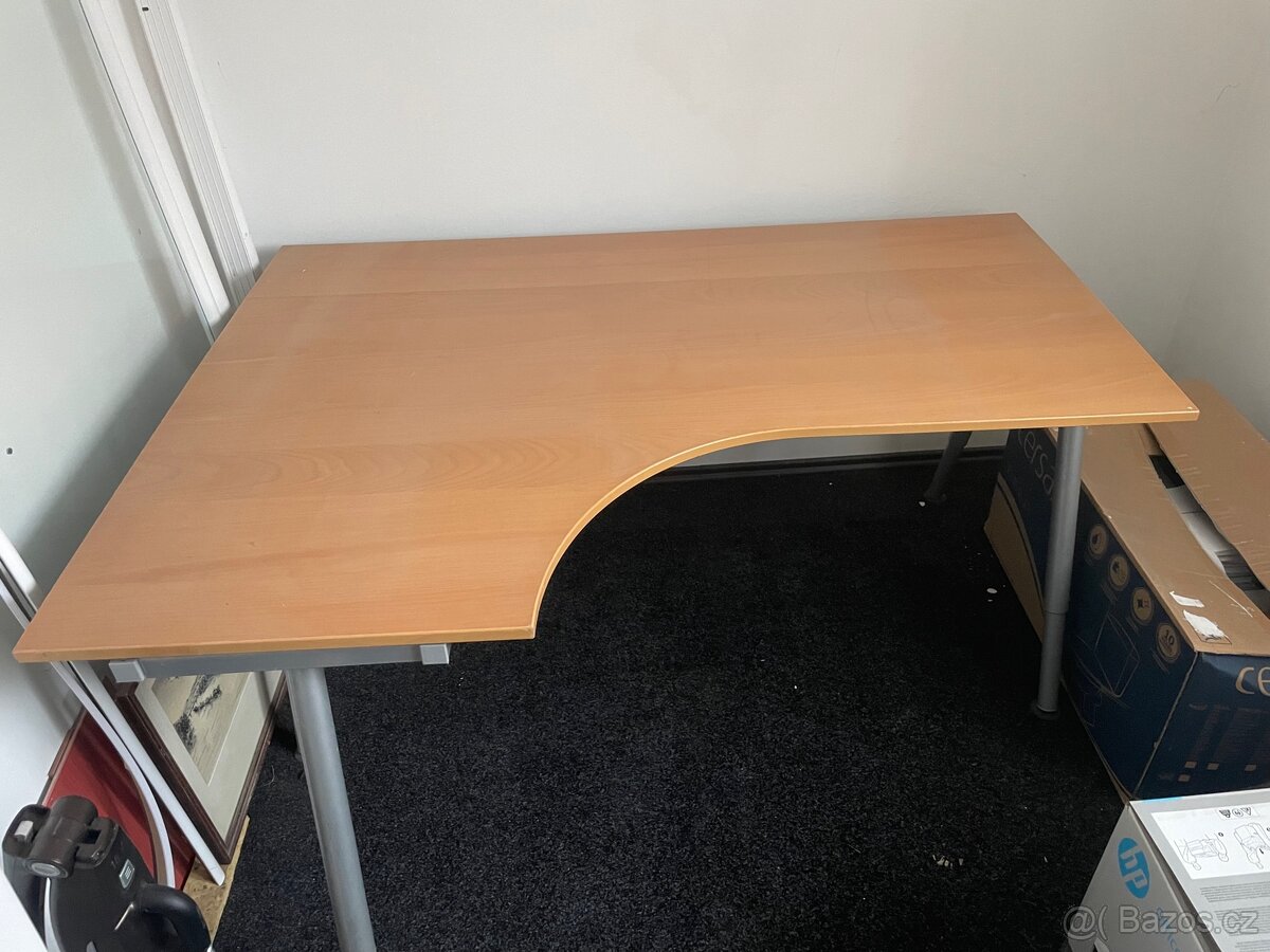 Stůl pro projektanty