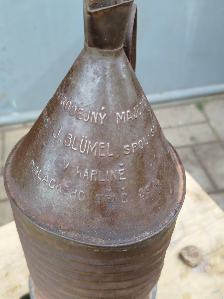 nádoba na petrolej/benzín - první republika - Blumel