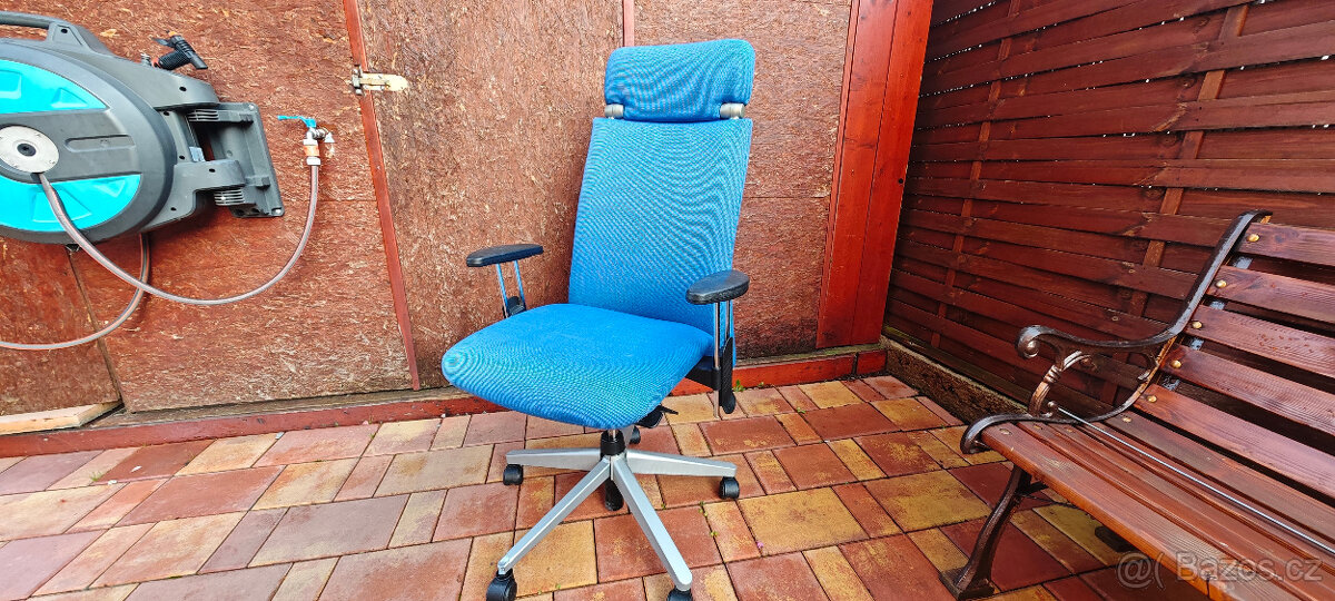 Kancelářská židle