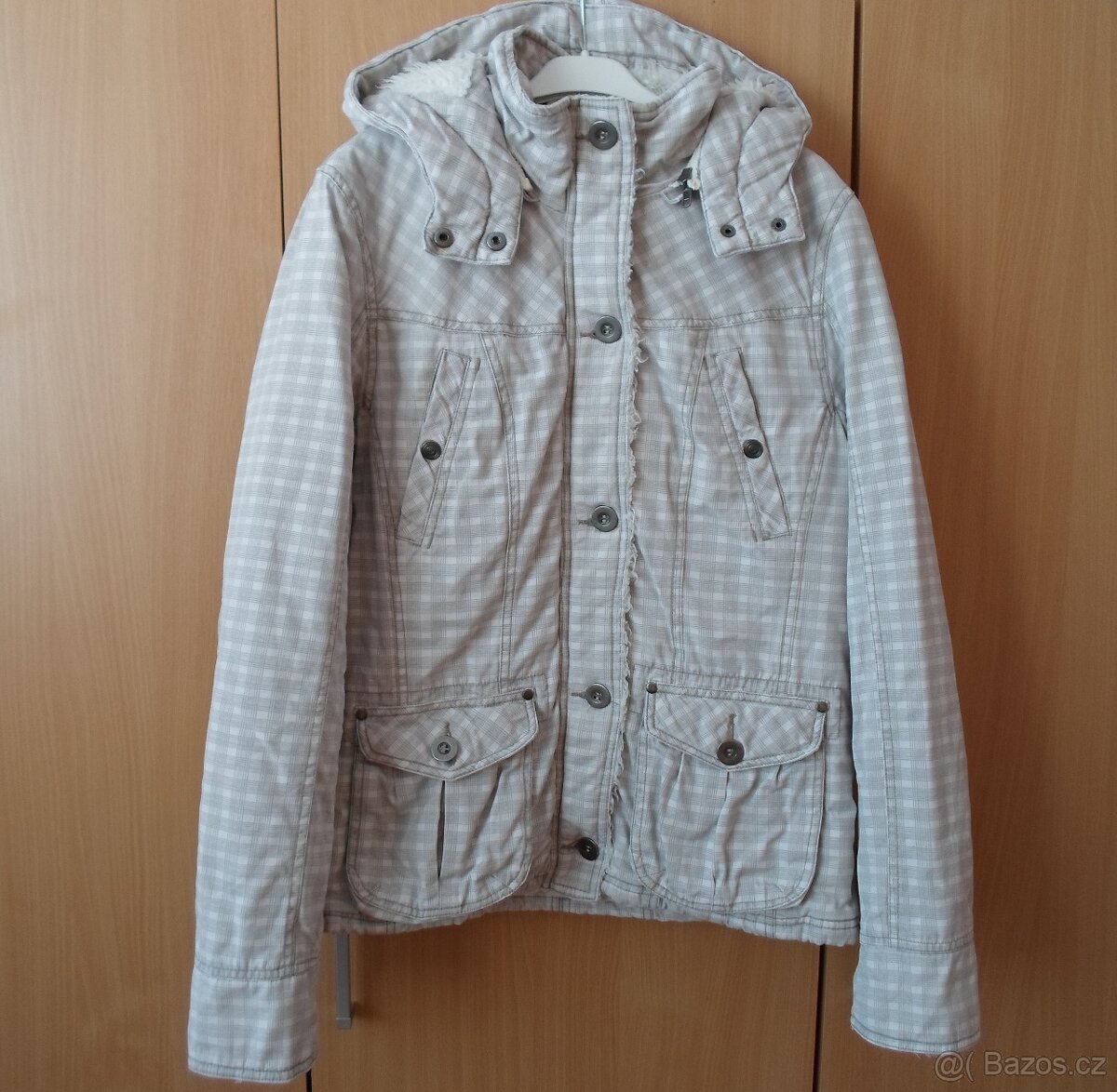 Bílá béžová bunda bundička kabátek FISHBONE - M, L