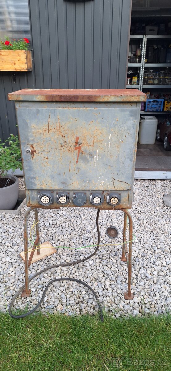 Stavební rozvaděč