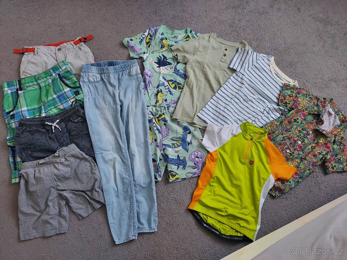 Set letního chlapeckého oblečení 122/128