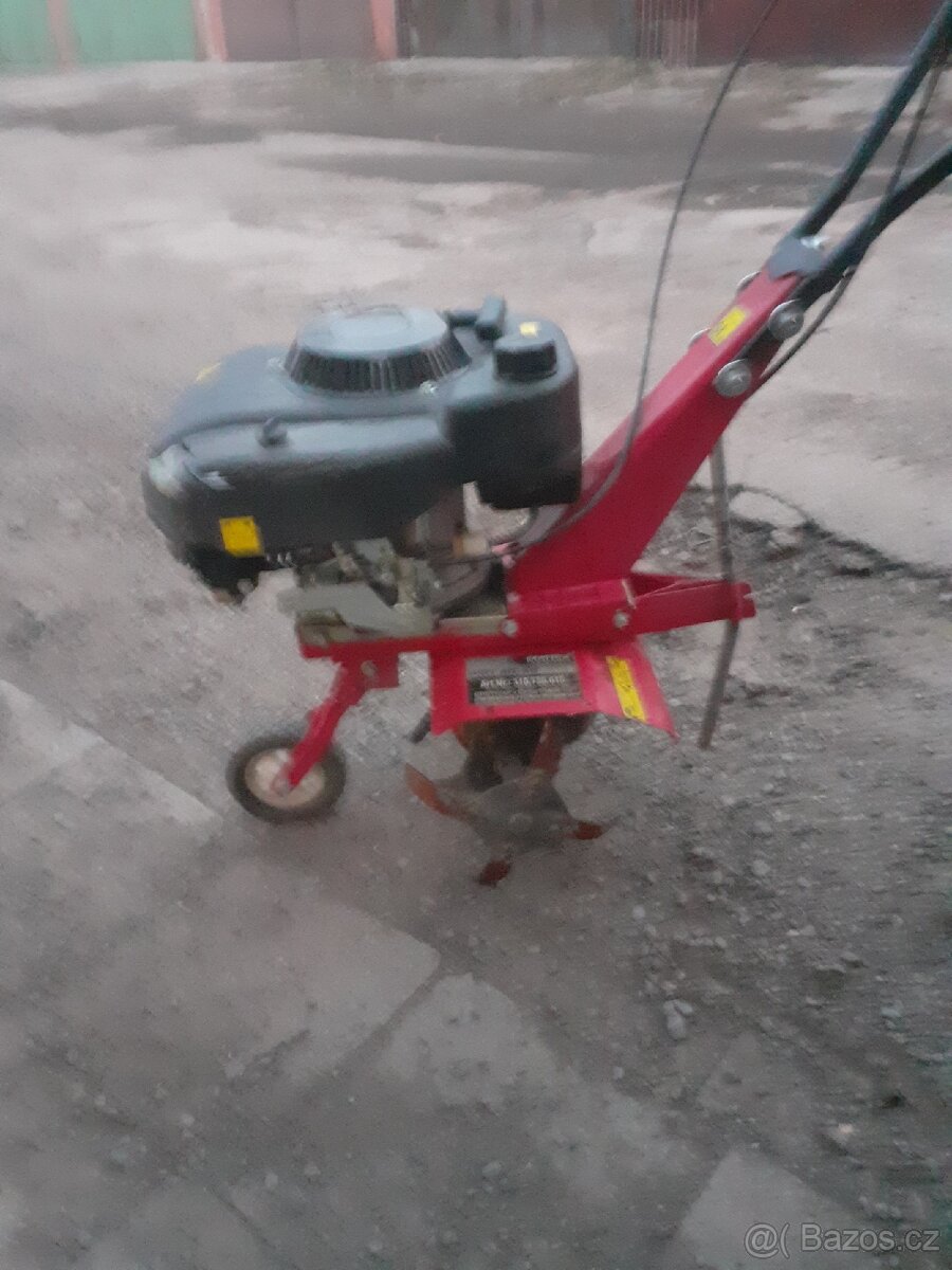 Prodám kultivátor