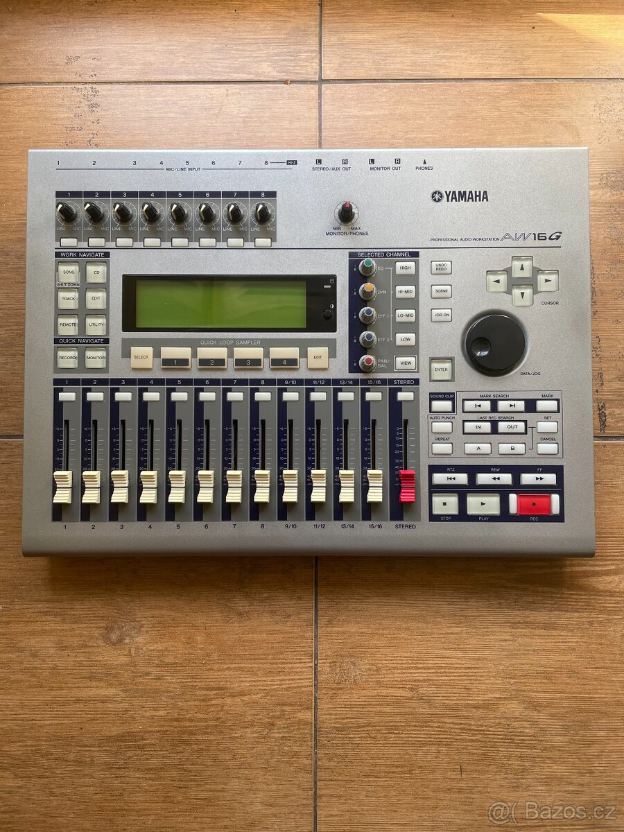 Digitální mix Yamaha AW16G s CD vypalovačkou,