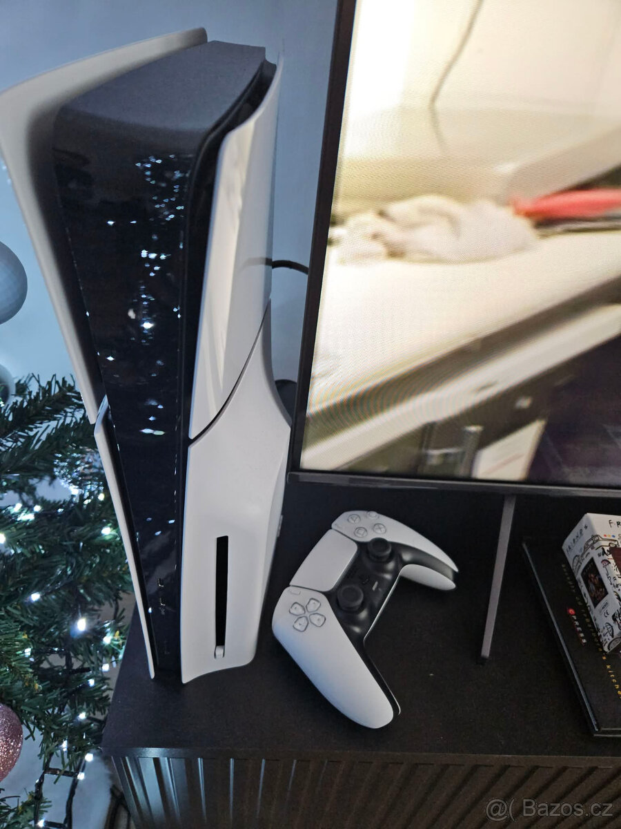 PS5 Slim s mechanikou 1TB + krabice