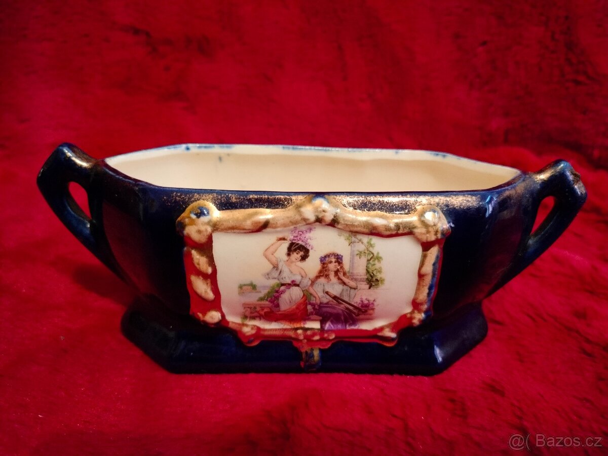 Porcelánová žardiniéra Joseph Strnact (1881-1934)