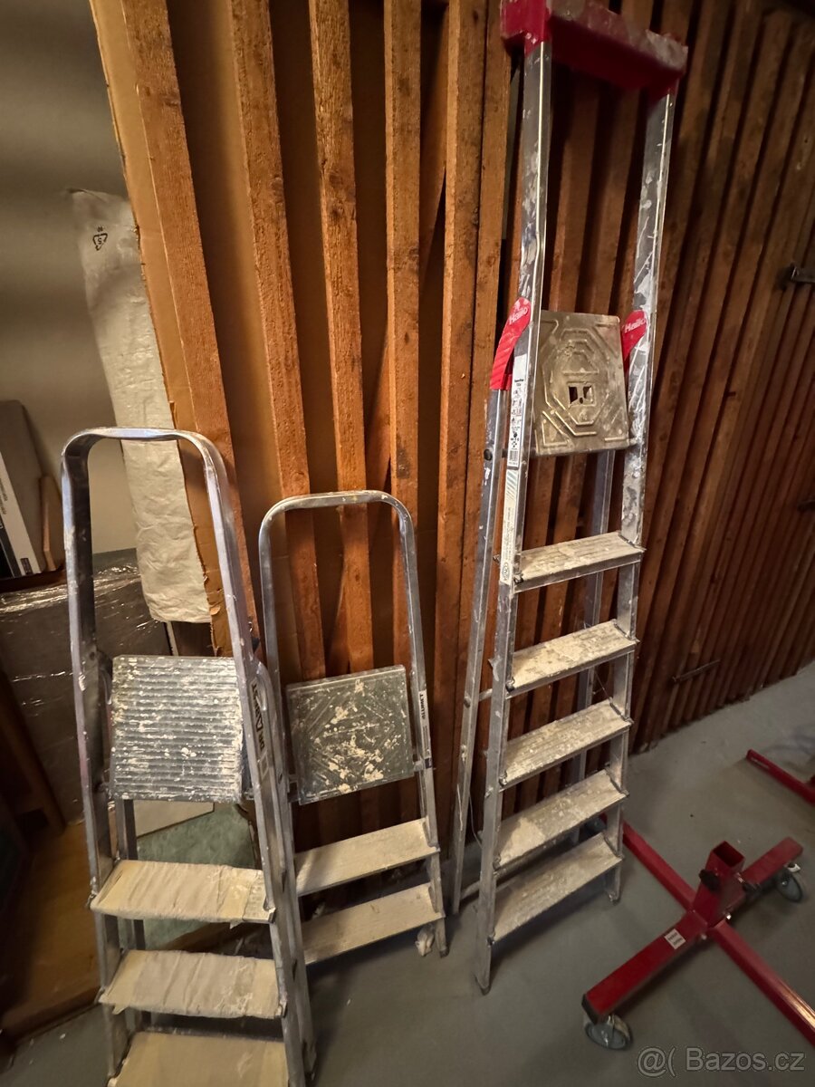 Štafle a zvedák na sádrokartony