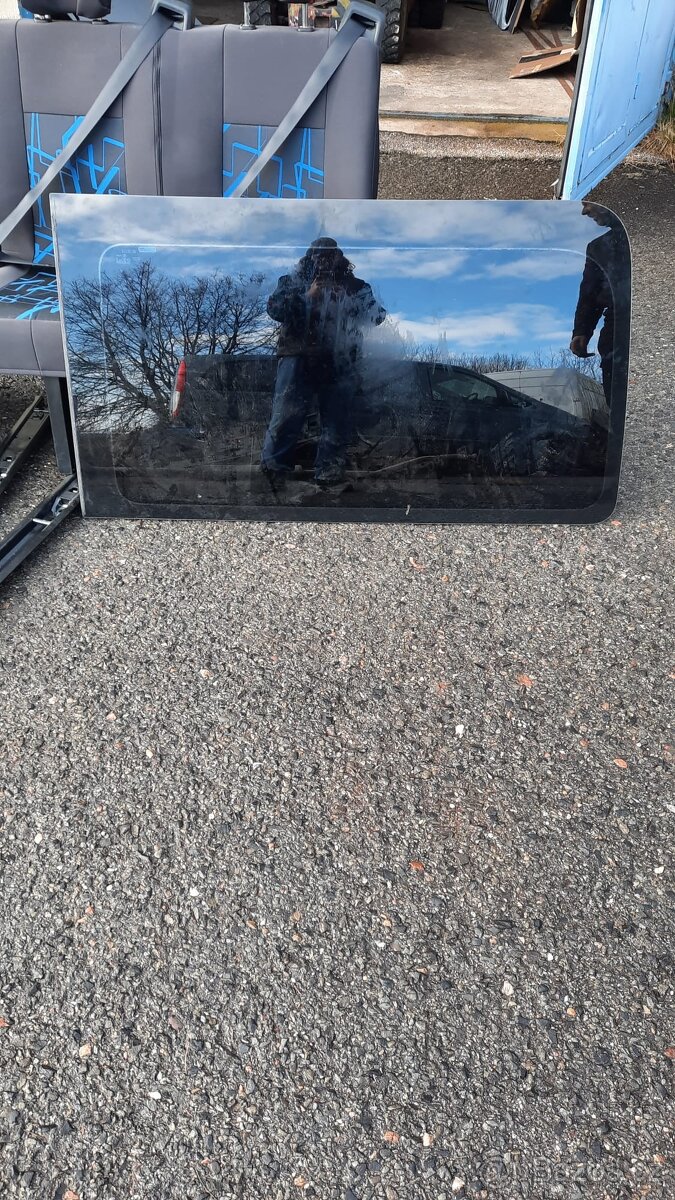 okno mercedes sprinter 907