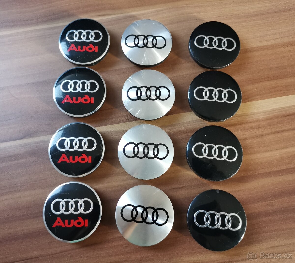 středové krytky Audi 60mm nebo 56mm cerne cervene poklicky