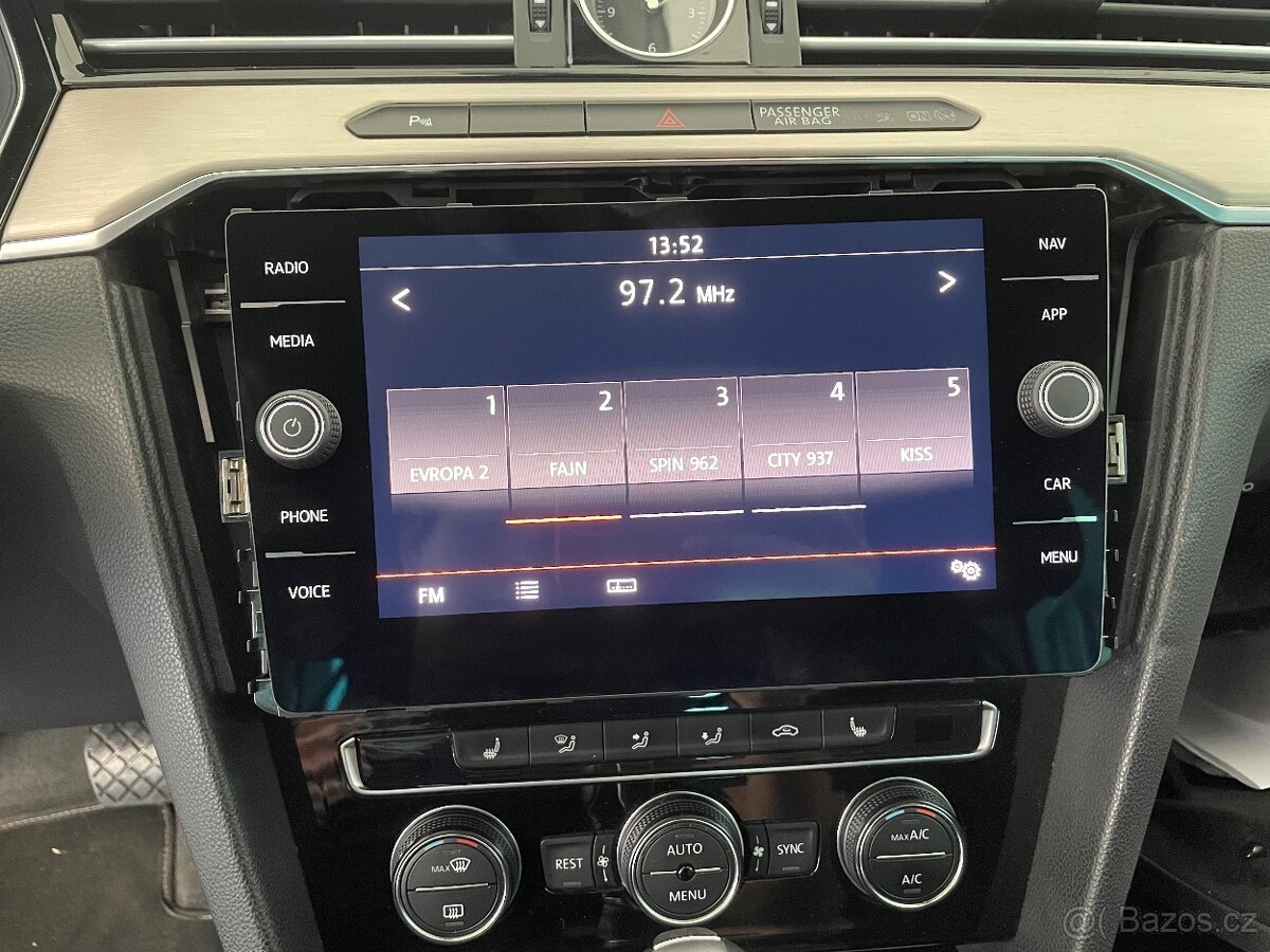 VW Display 8" pro navigace Discover a Radio Composit.