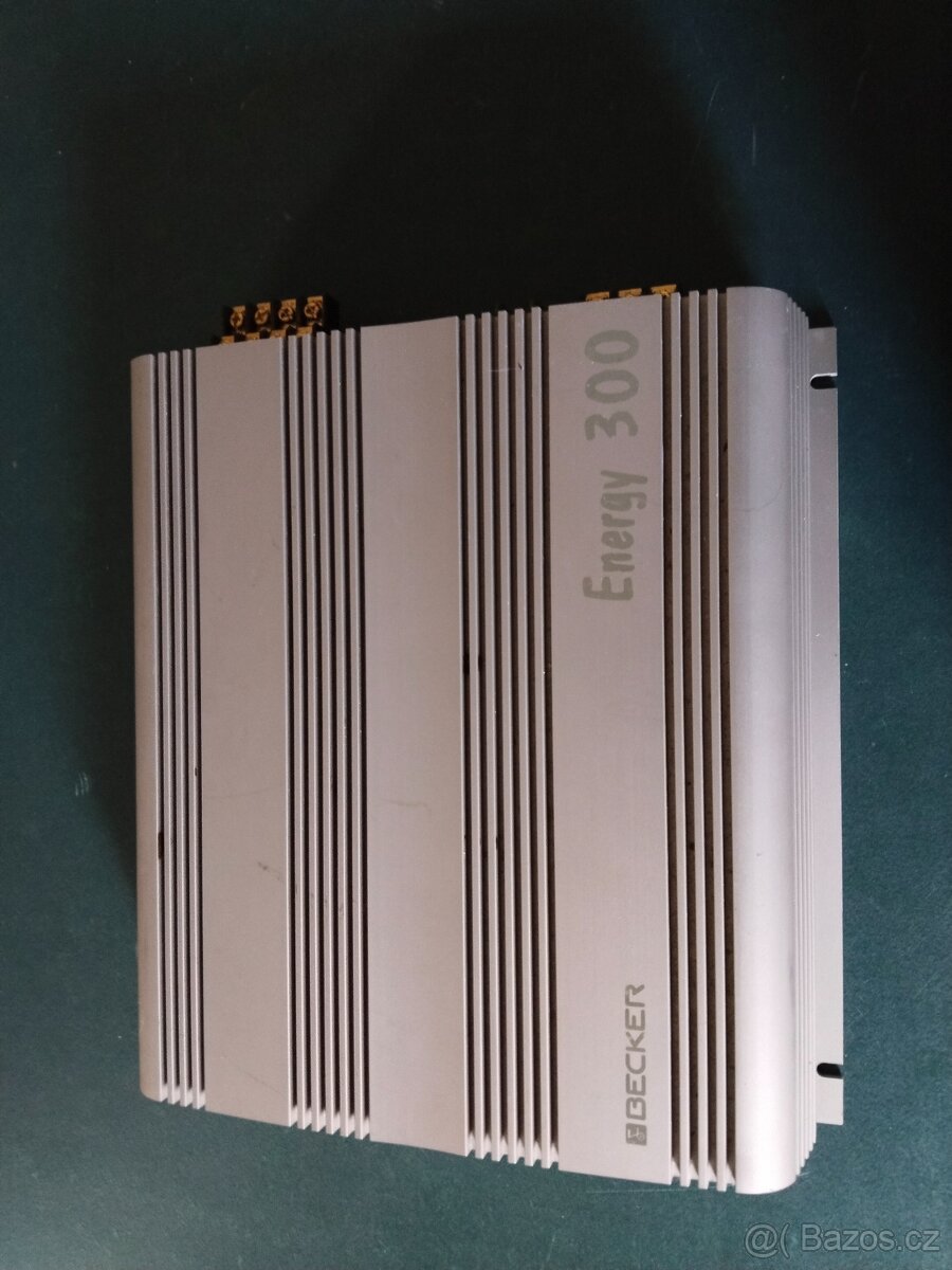 Becker zesilovač+subwoofer+ rádio