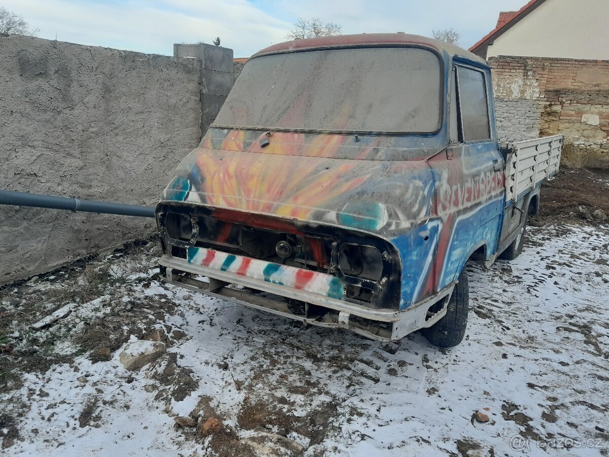 Škoda 1203 valník