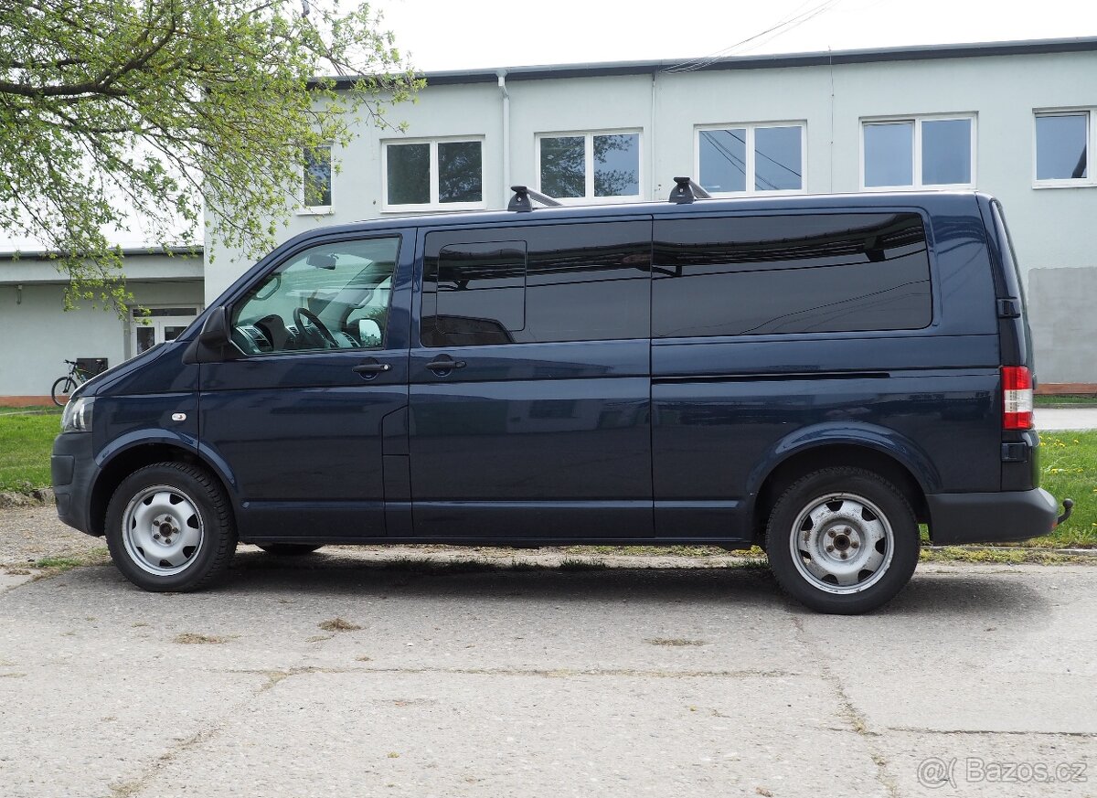 VW TRANSPORTER T5 (7HC) Long, 2015, 133tKm, 9 míst