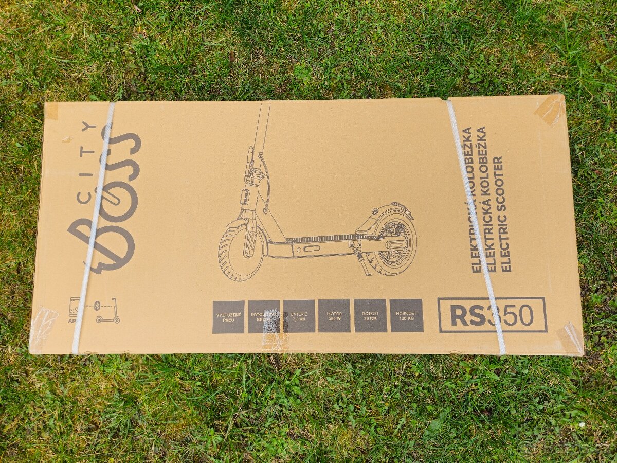Nová elektrická koloběžka City Boss RS350 (černá)