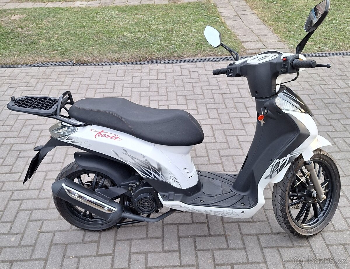 Prodám skůtr 125 ccm