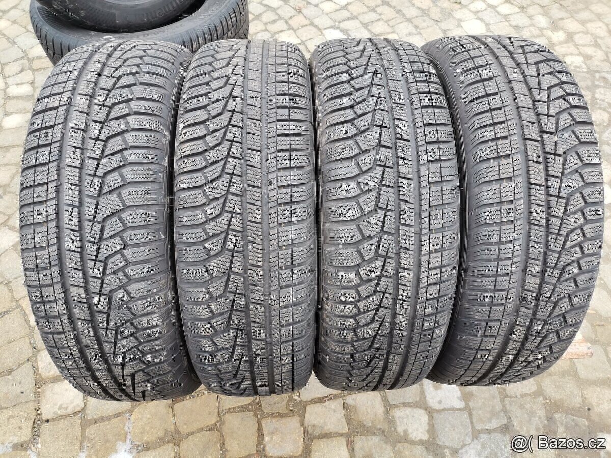 215/65/17 zimni pneu CONTI a HANKOOK 215/65 R17