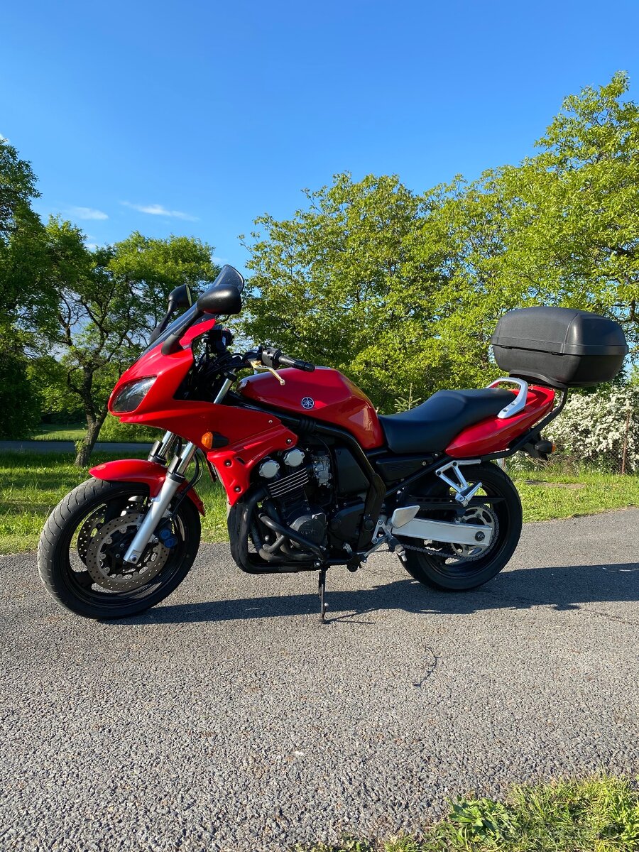Yamaha FZS600 Fazer
