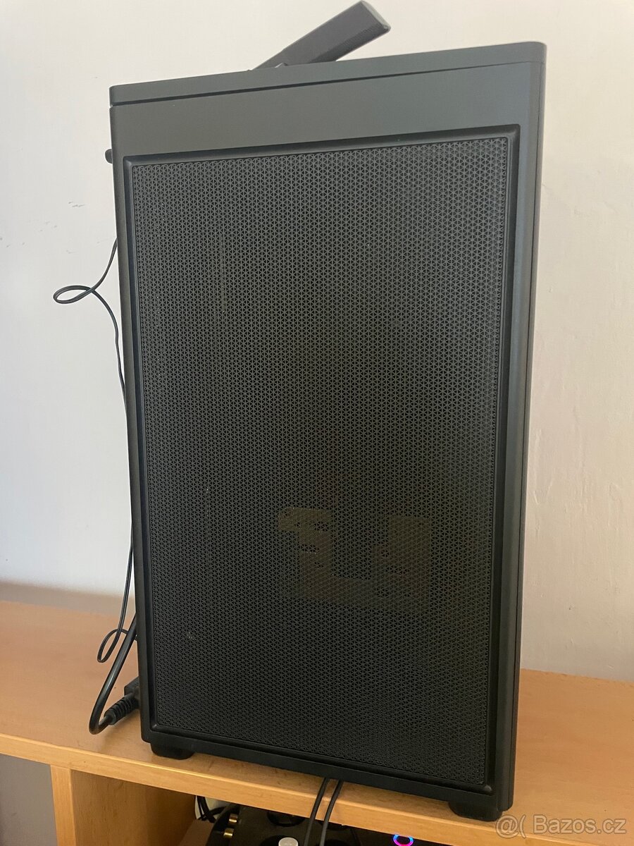 7950X3D, 32GB ram, RTX 4080Super