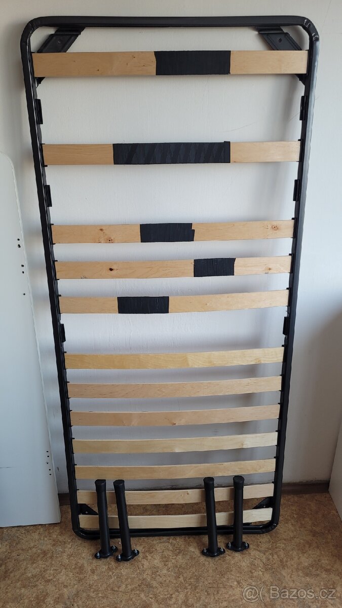 Železná postel 2