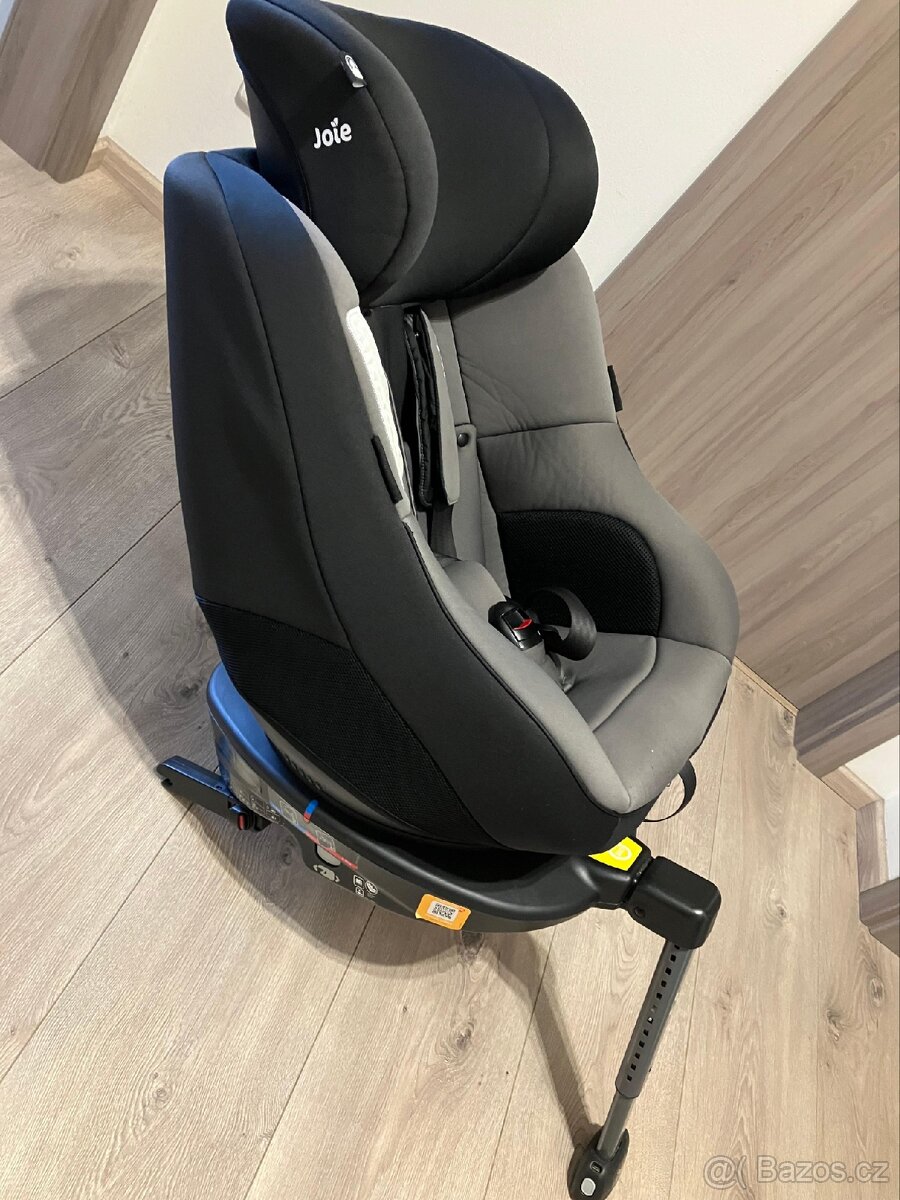 Autosedačka Joie spin 360