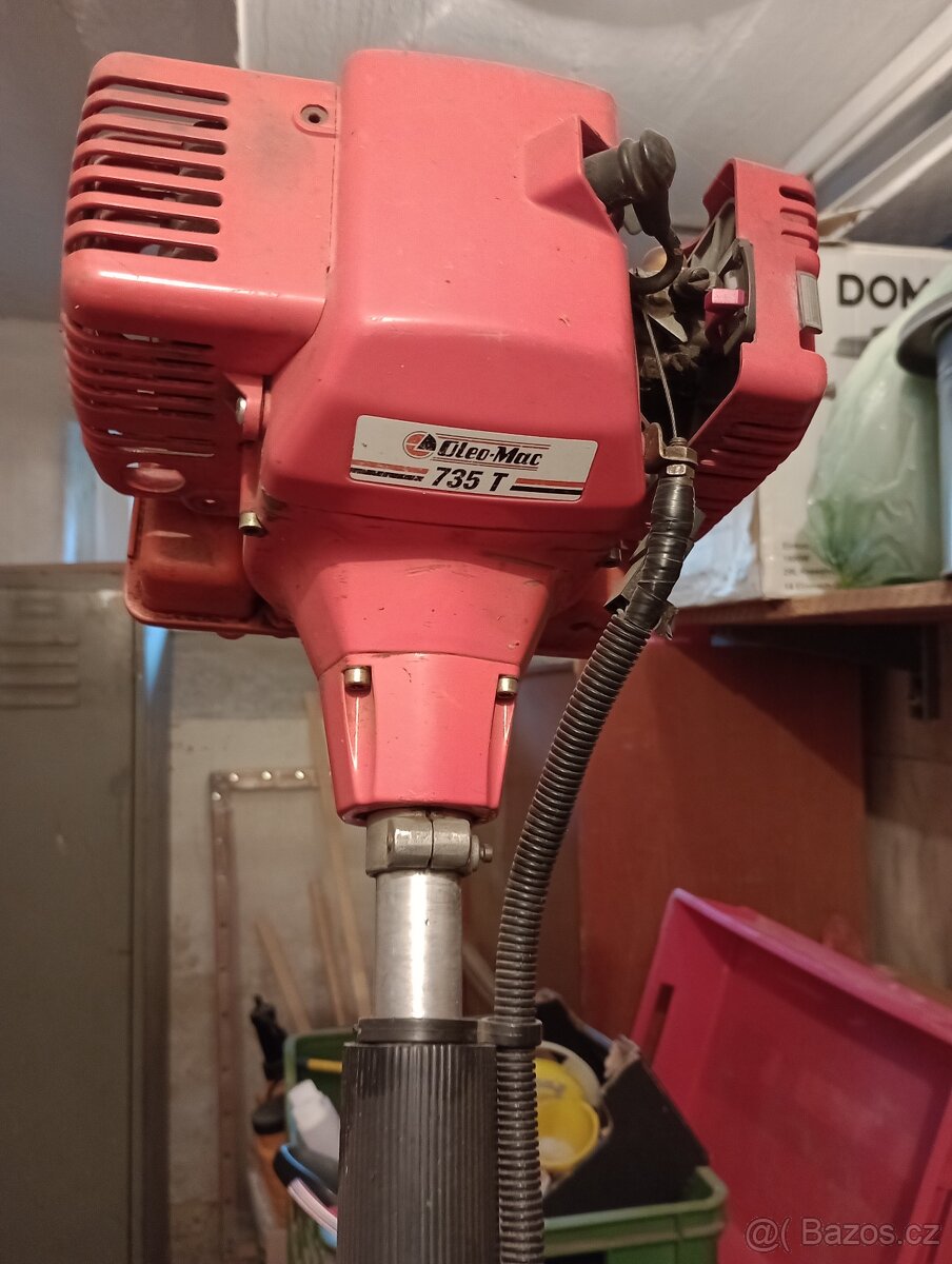 Křovinořez OLEO MAC 735T