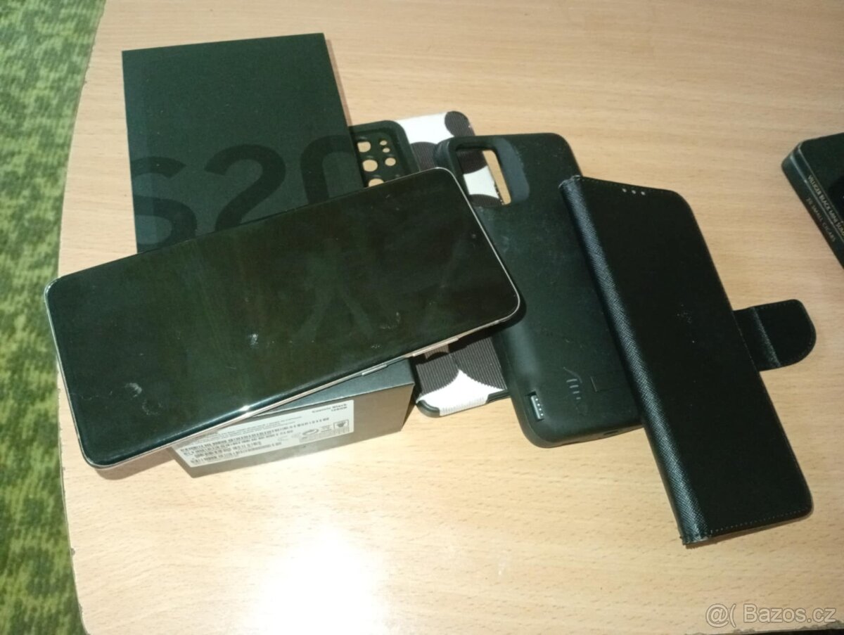 Samsung s20+,8/128gb