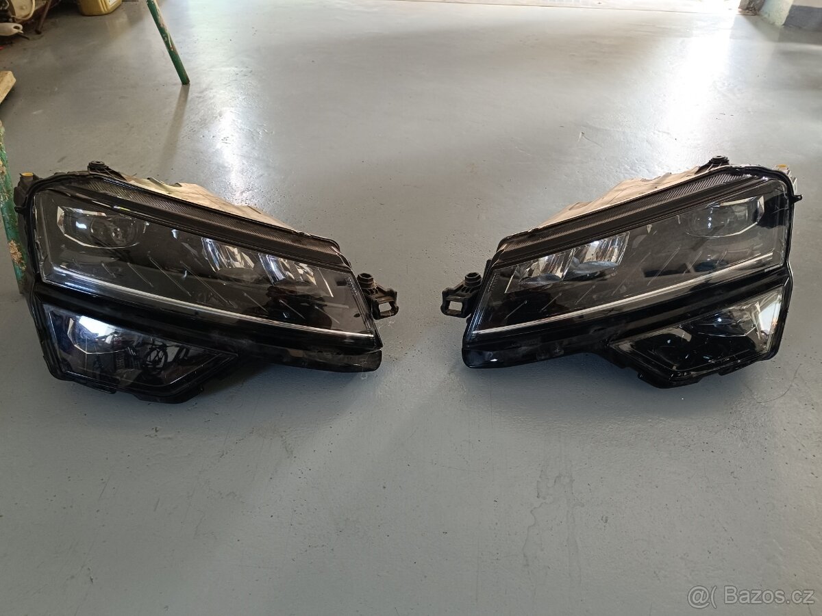 Led světla škoda karoq 2018 - popraskaná
