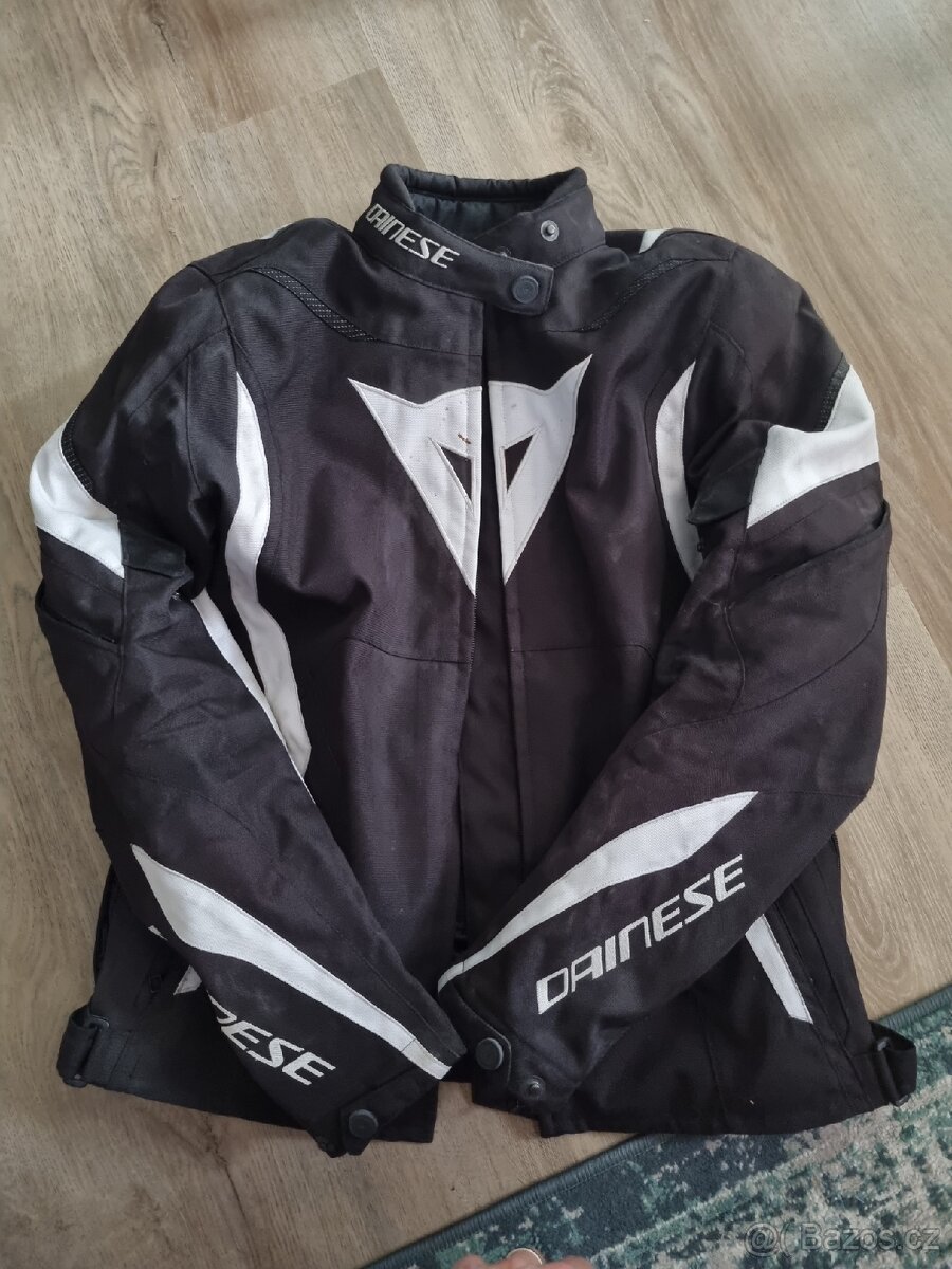 Dámská moto bunda Dainese a paterak Alpinestars