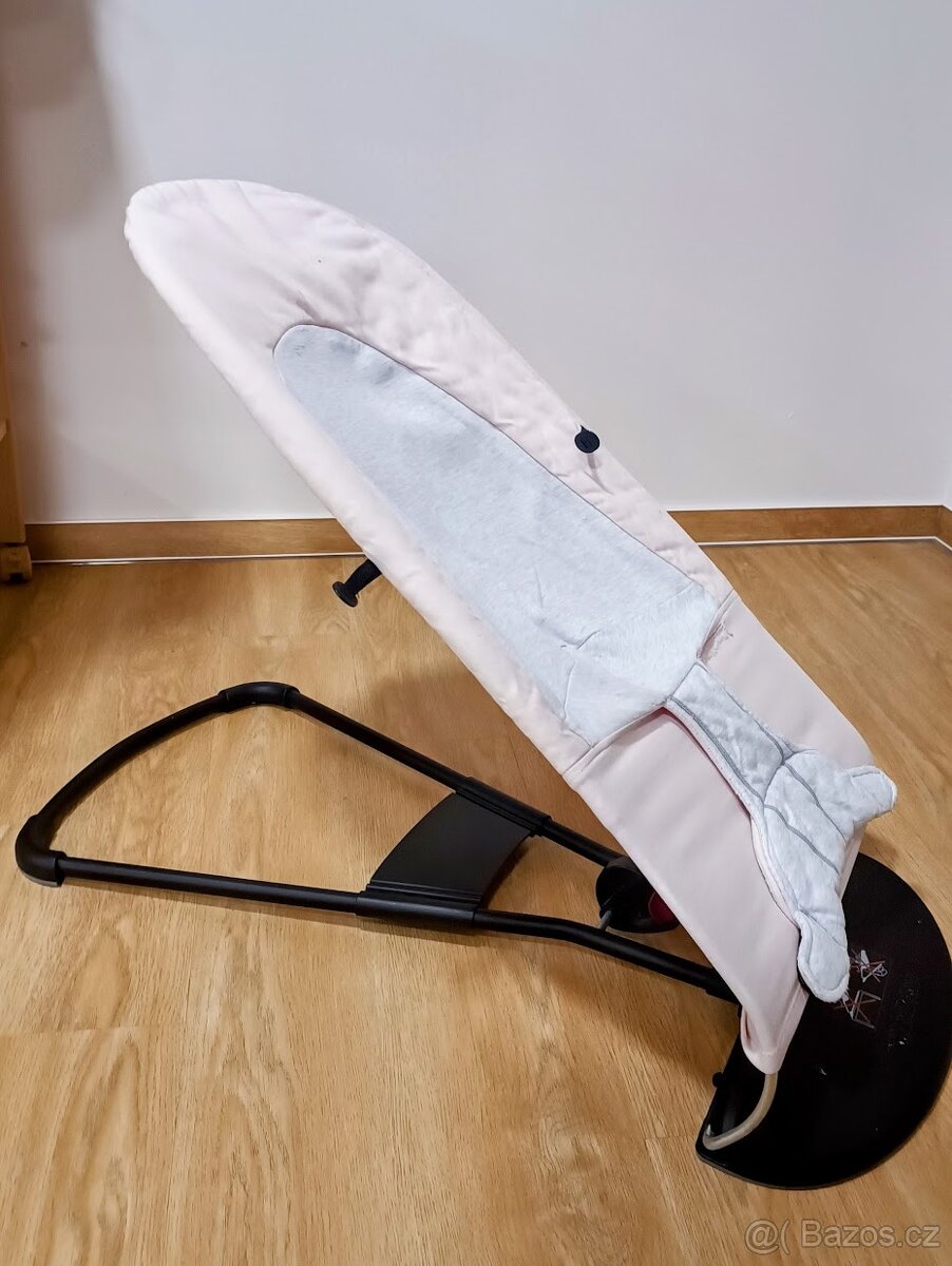 BABYBJÖRN houpací lehátko – růžové