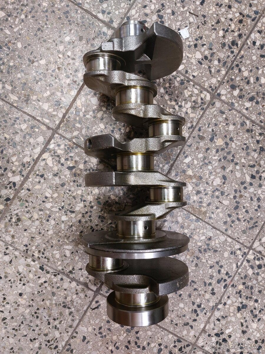 Kliková hřídel BMW 2.0 - výprodej