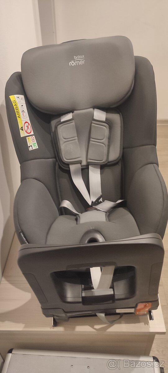 Otočná autosedačka Britax römer Dualfix I-size