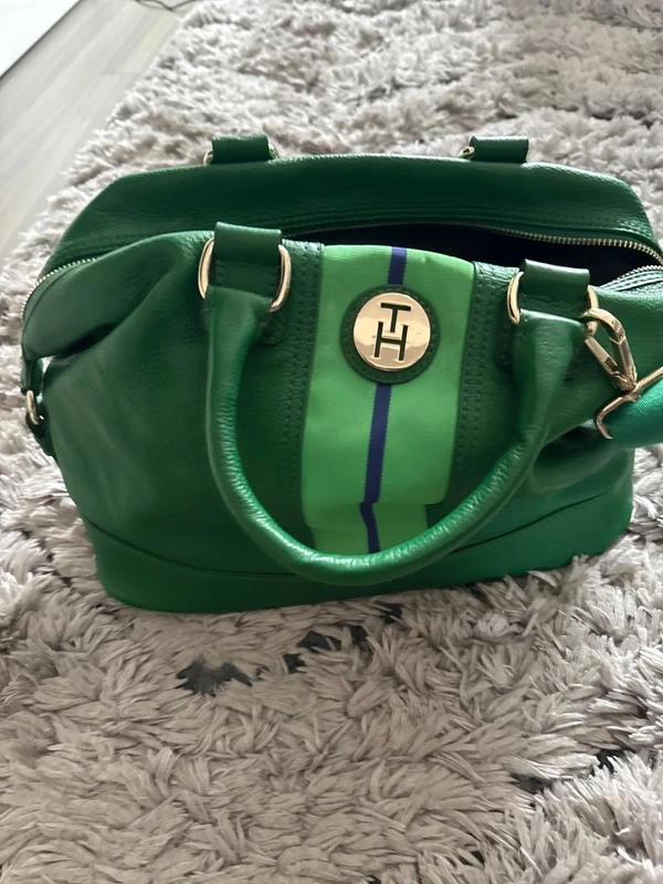 Luxusní krásná kožená kabelka Tommy Hilfiger