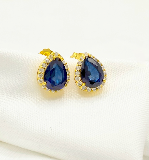 14 Kt. zlaté naušnice se safíry a diamanty