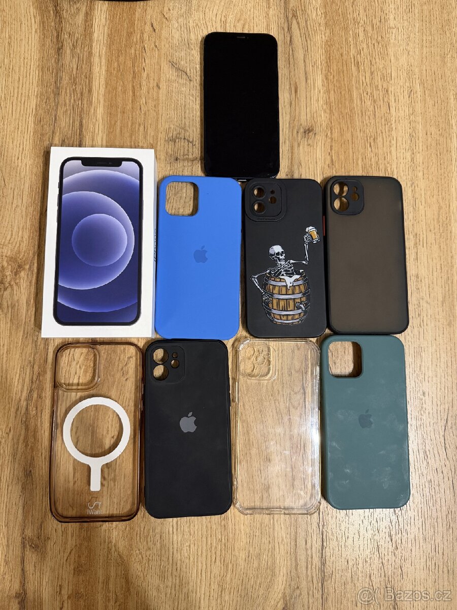 Apple iPhone 12   64GB + 6 nových krytů