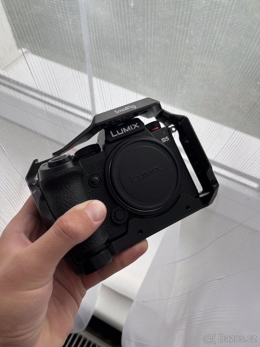 Panasonic Lumix S5 (tělo + klec) – Full-frame bezzrcadlovka