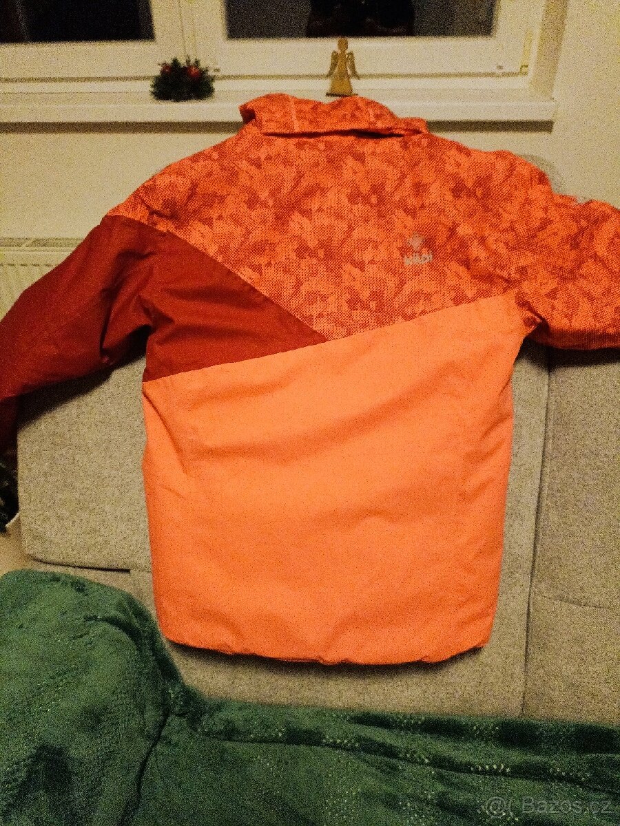 Dívčí zimní bunda