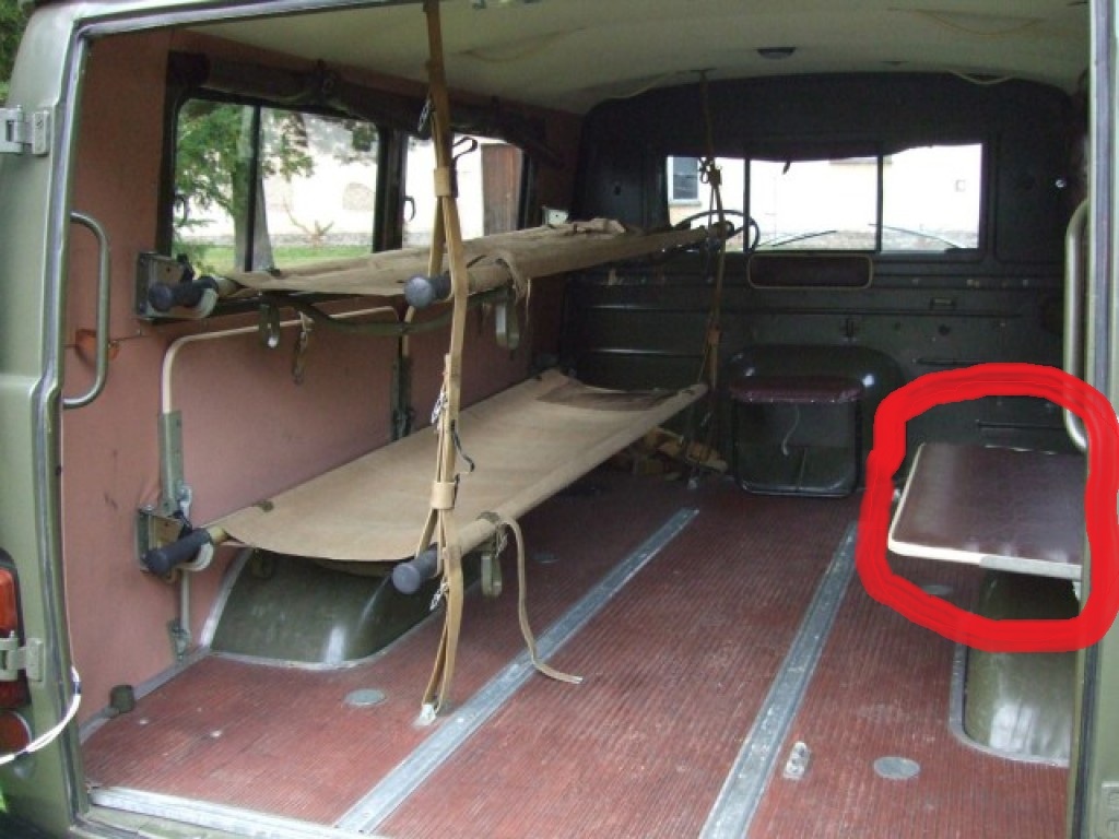 Koupím lavice UAZ 452