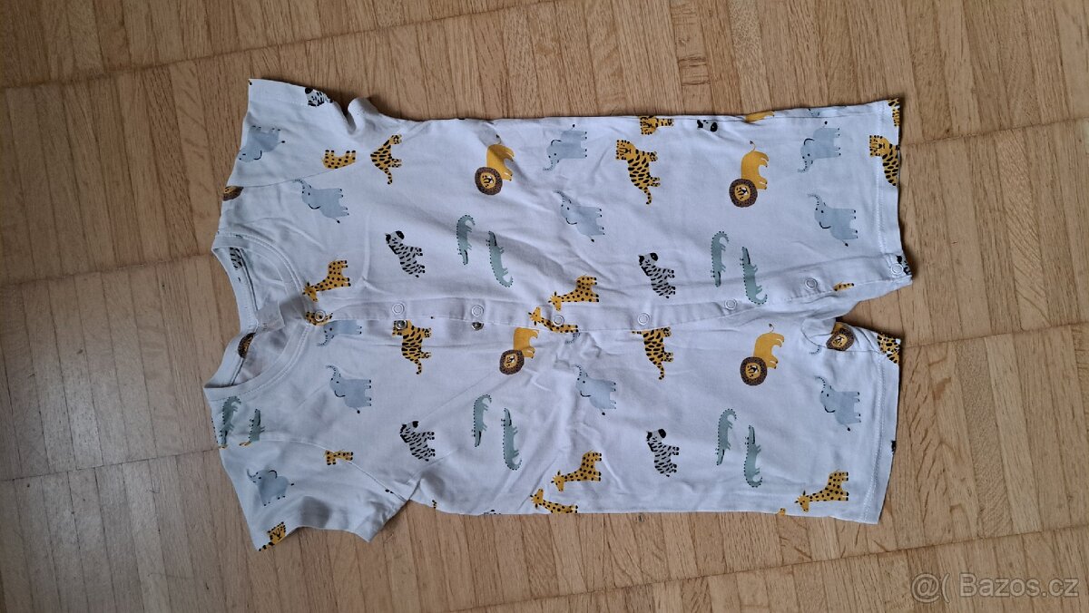 Krátké pyžamo HM 92cm