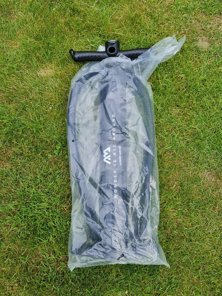 Dvoučinná pumpa Liquid air V2 pro paddle boardy nová