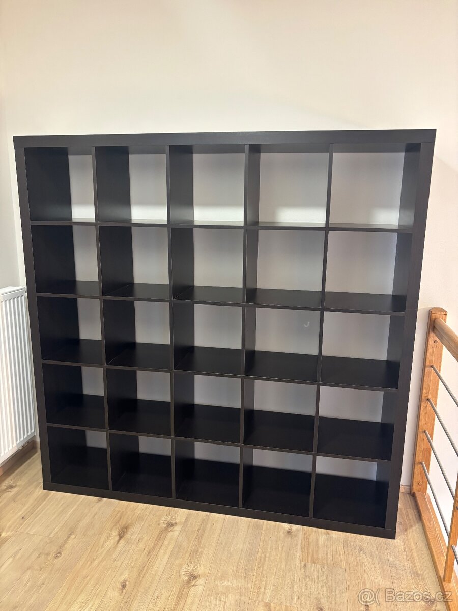 Knihovna Ikea Kallax 182x182cm, hnědočerná